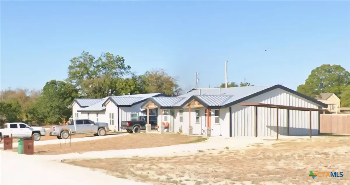 Hamilton, TX 76531,709 W Pierson