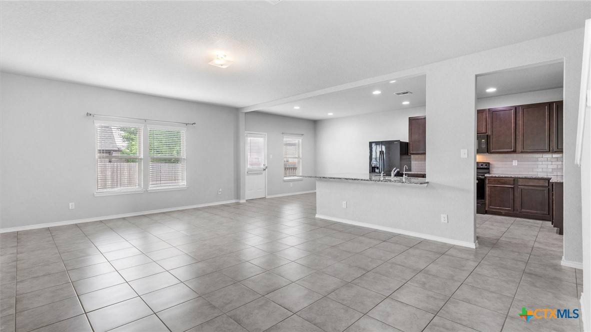 San Antonio, TX 78244,7350 Braes COR