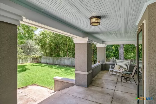 Gonzales, TX 78629,1004 Mitchell ST