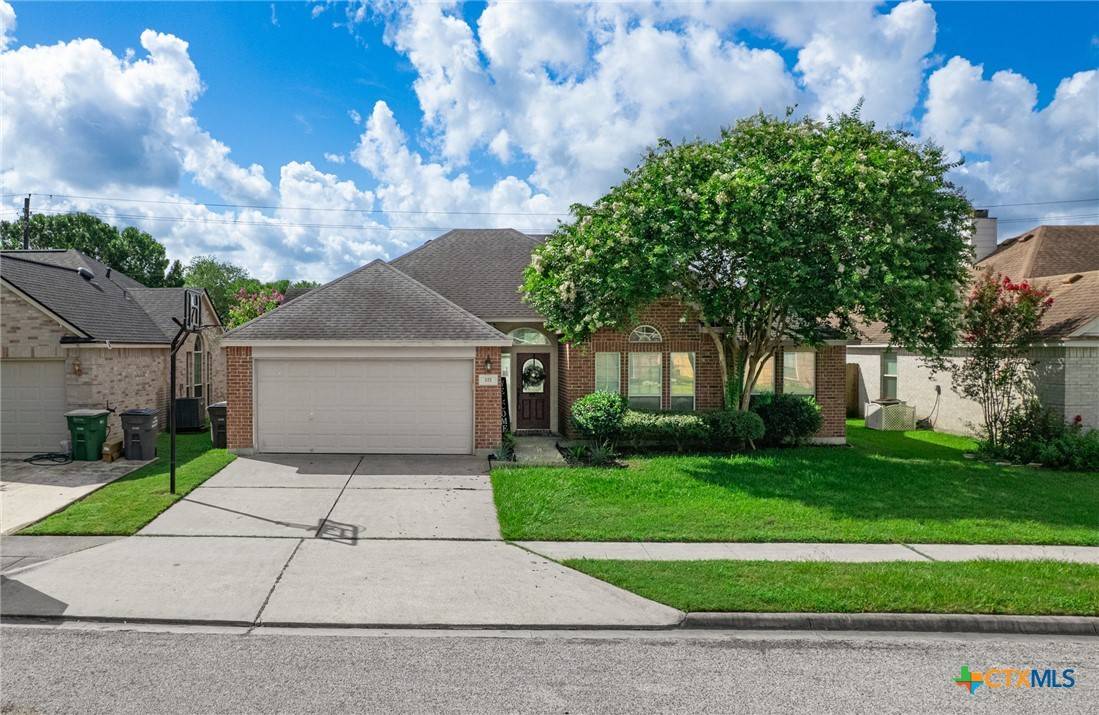 322 Macon CRK, Victoria, TX 77901