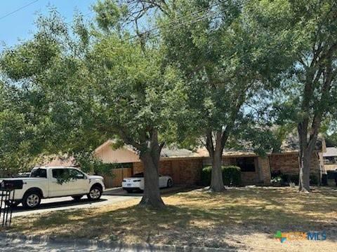 724 Woodcrest CIR, New Braunfels, TX 78130