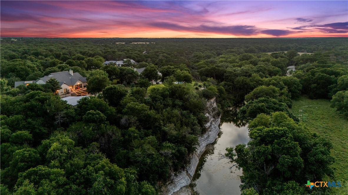 Crawford, TX 76638,840 Winding TRL
