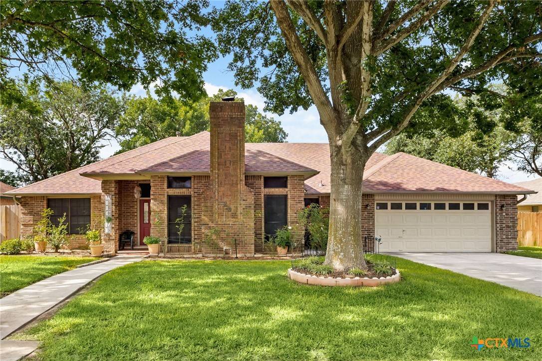 1207 Old Homestead, Seguin, TX 78155