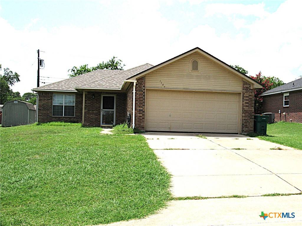 1104 N Blair ST, Belton, TX 76513