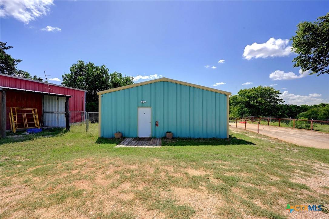 Luling, TX 78648,1940 S Magnolia AVE