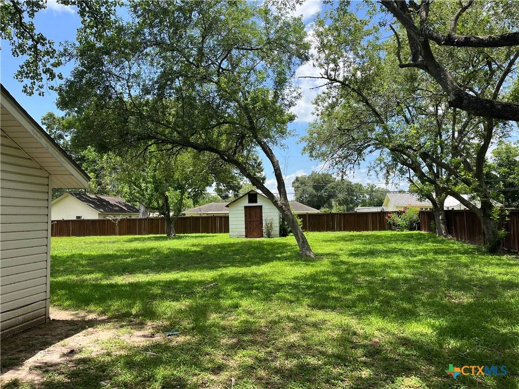 Victoria, TX 77904,306 Angus ST