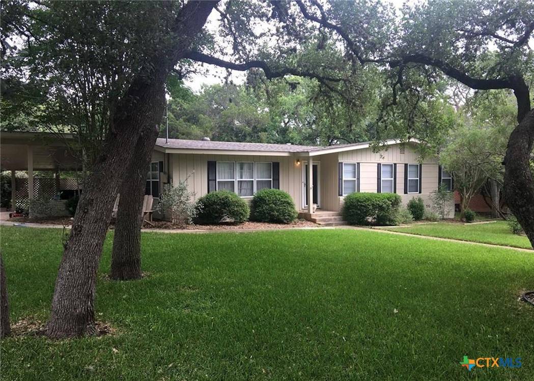 890 Laurel LN, New Braunfels, TX 78130