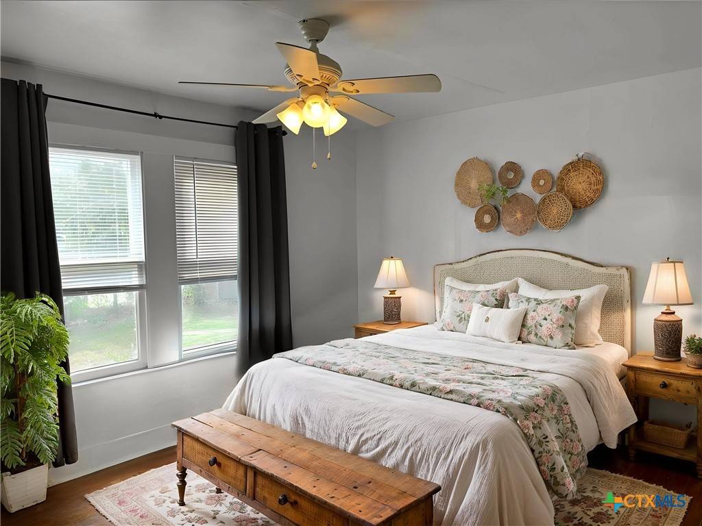 Seguin, TX 78155,212 Duggan ST