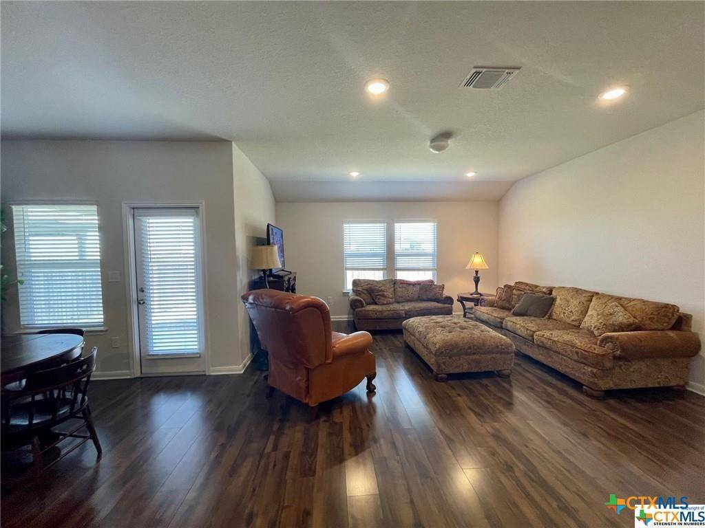 New Braunfels, TX 78130,2125 Wood Drake LN
