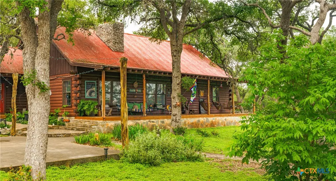 000 Oakwood LOOP, Wimberley, TX 78676