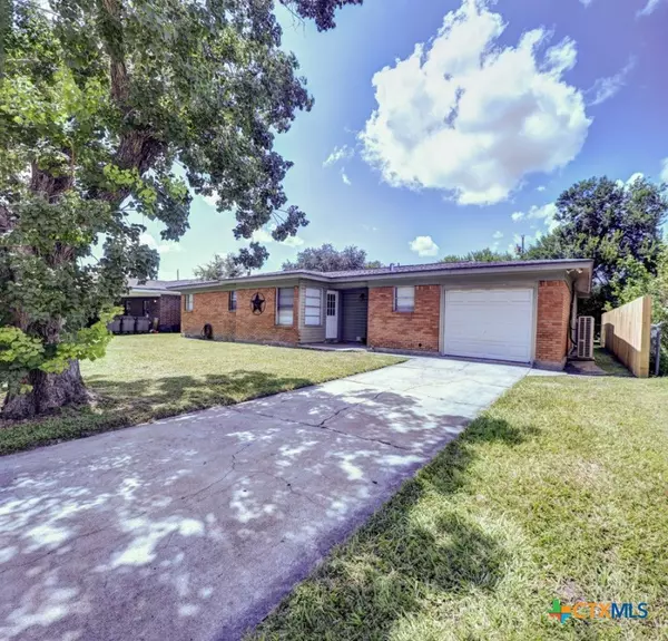 Victoria, TX 77901,3207 Linda DR