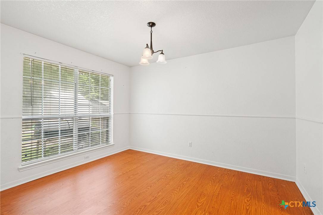 Harker Heights, TX 76548,406 Gina DR
