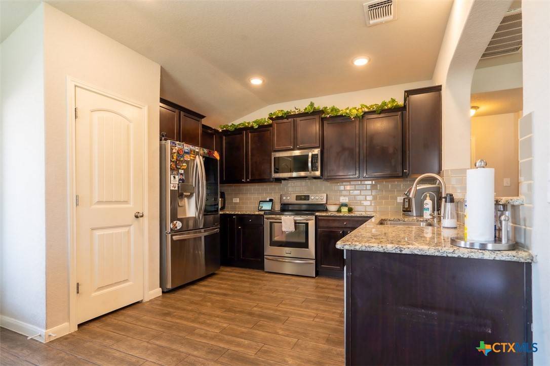 New Braunfels, TX 78130,2296 Olive Hill DR