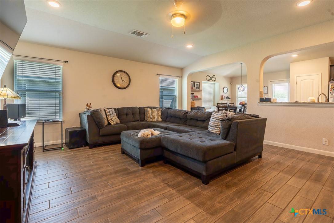 New Braunfels, TX 78130,2296 Olive Hill DR