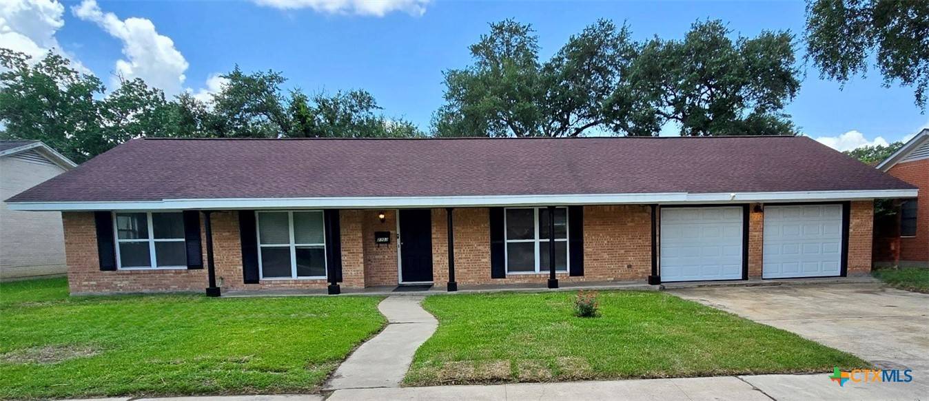 2303 Bon Aire AVE, Victoria, TX 77901