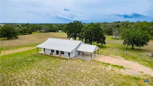 108 Santa Gertrudis DR, Sutherland Springs, TX 78161