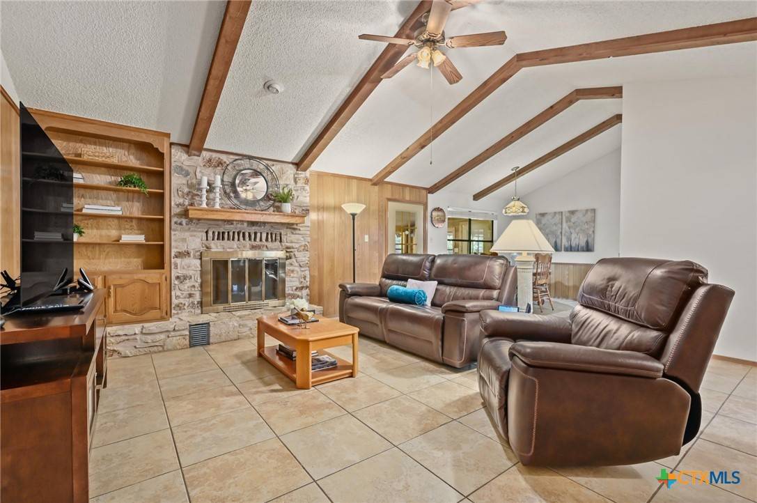 Georgetown, TX 78628,300 Sequoia SPUR