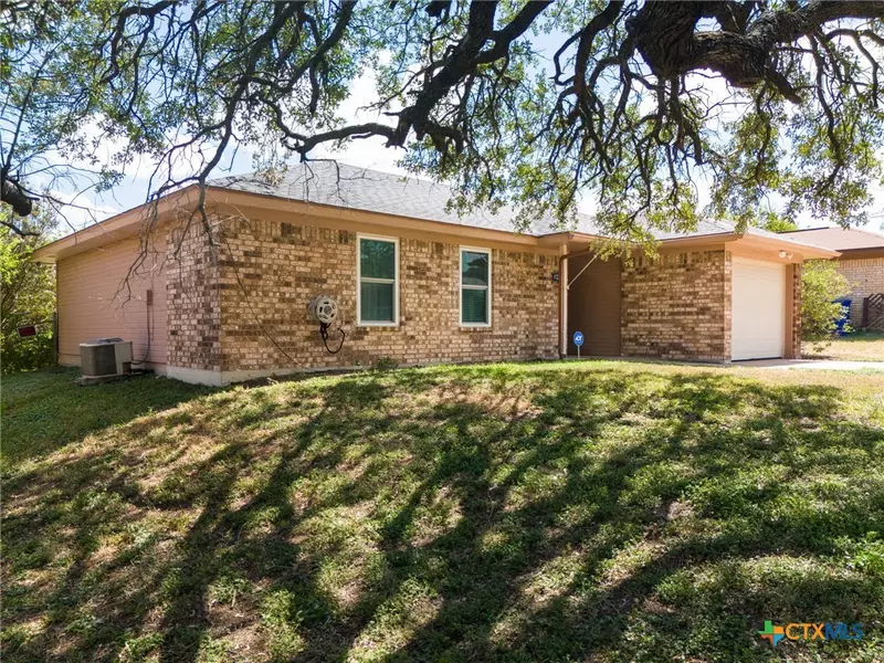 214 Spur DR, Copperas Cove, TX 76522