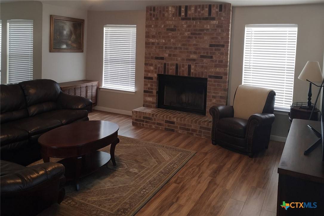 San Marcos, TX 78666,132 Dolly ST
