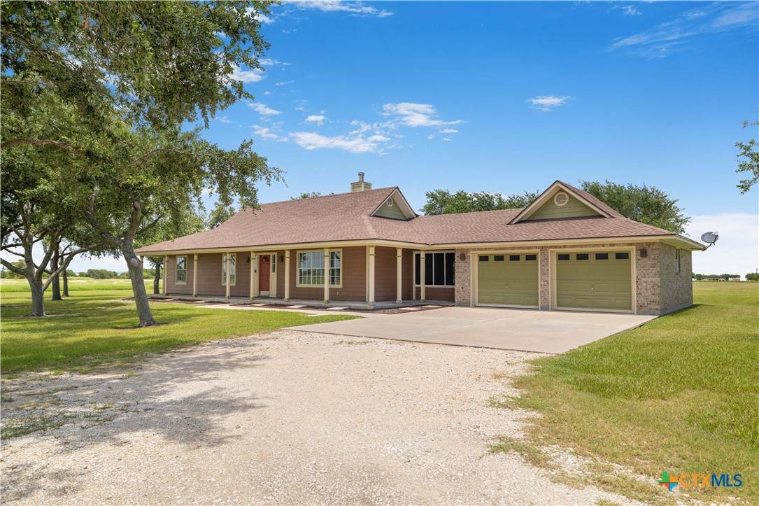 Port Lavaca, TX 77979,99 N Seakist LN