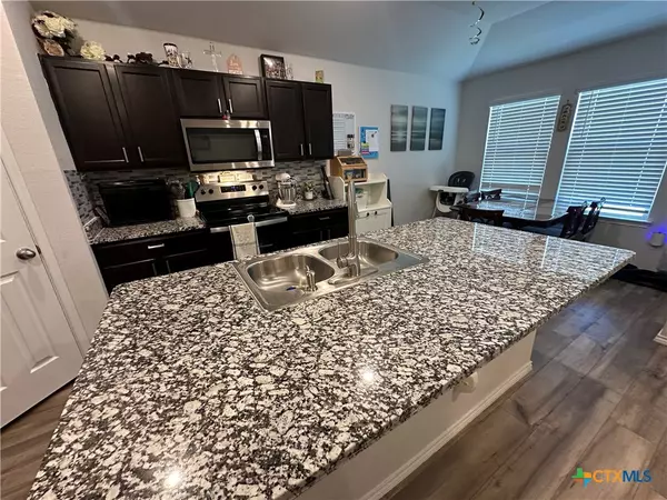 Troy, TX 76579,1036 Chambray DR