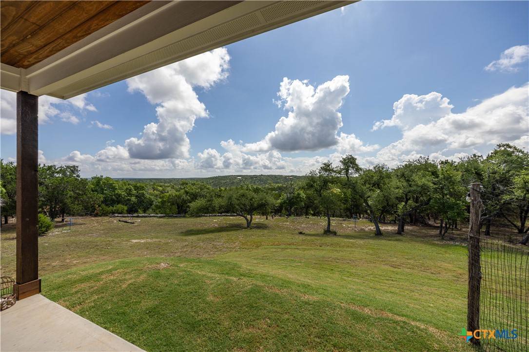 150 Panorama DR, Wimberley, TX 78676
