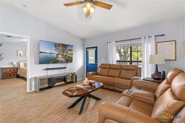 Lockhart, TX 78644,802 San Jacinto ST