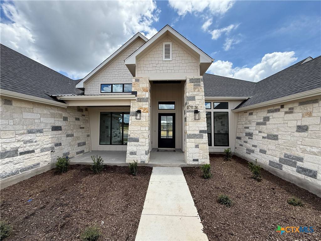 6642 King Oaks BLVD, Salado, TX 76571