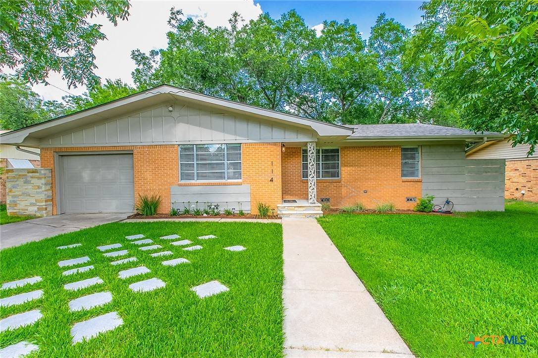 114 N 30th ST, Gatesville, TX 76528