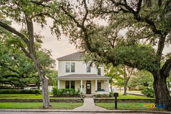 Cuero, TX 77954,608 N Clinton ST