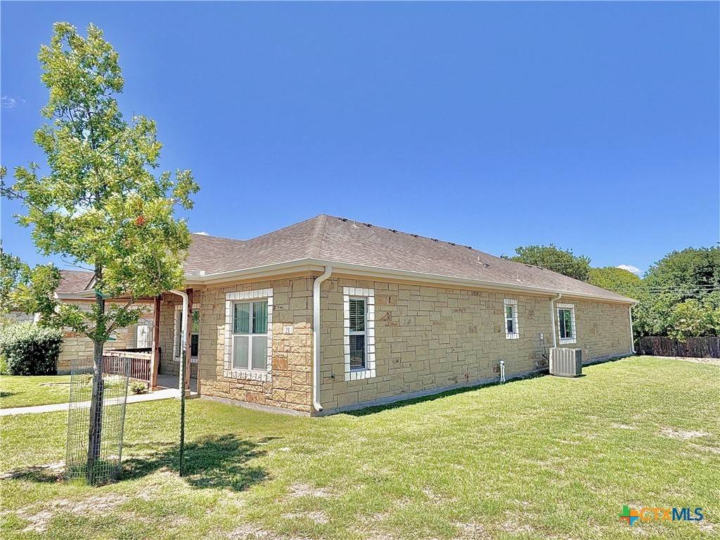Lampasas, TX 76550,21 Samac LN