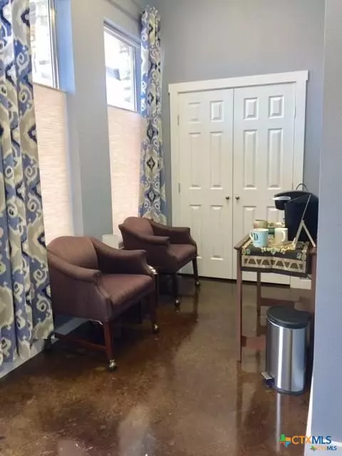 Salado, TX 76571,418 N Main ST #3