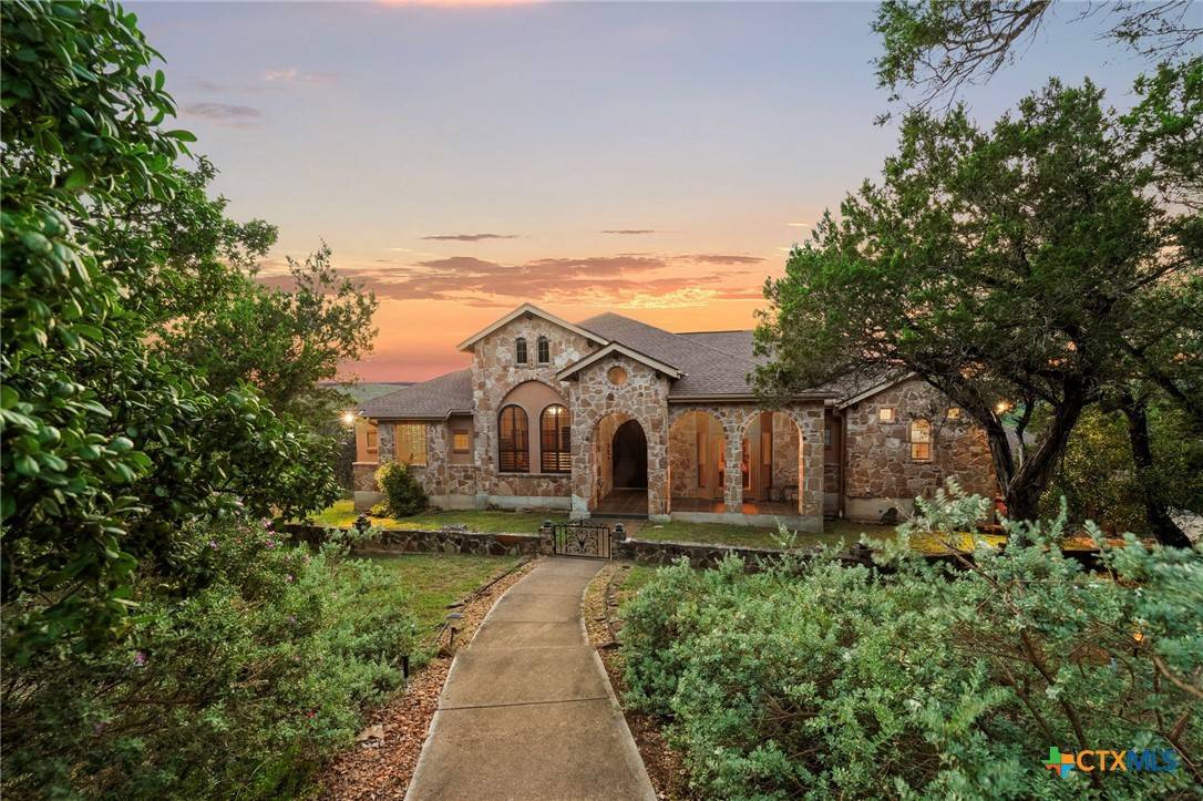 New Braunfels, TX 78132,5310 River Oaks DR