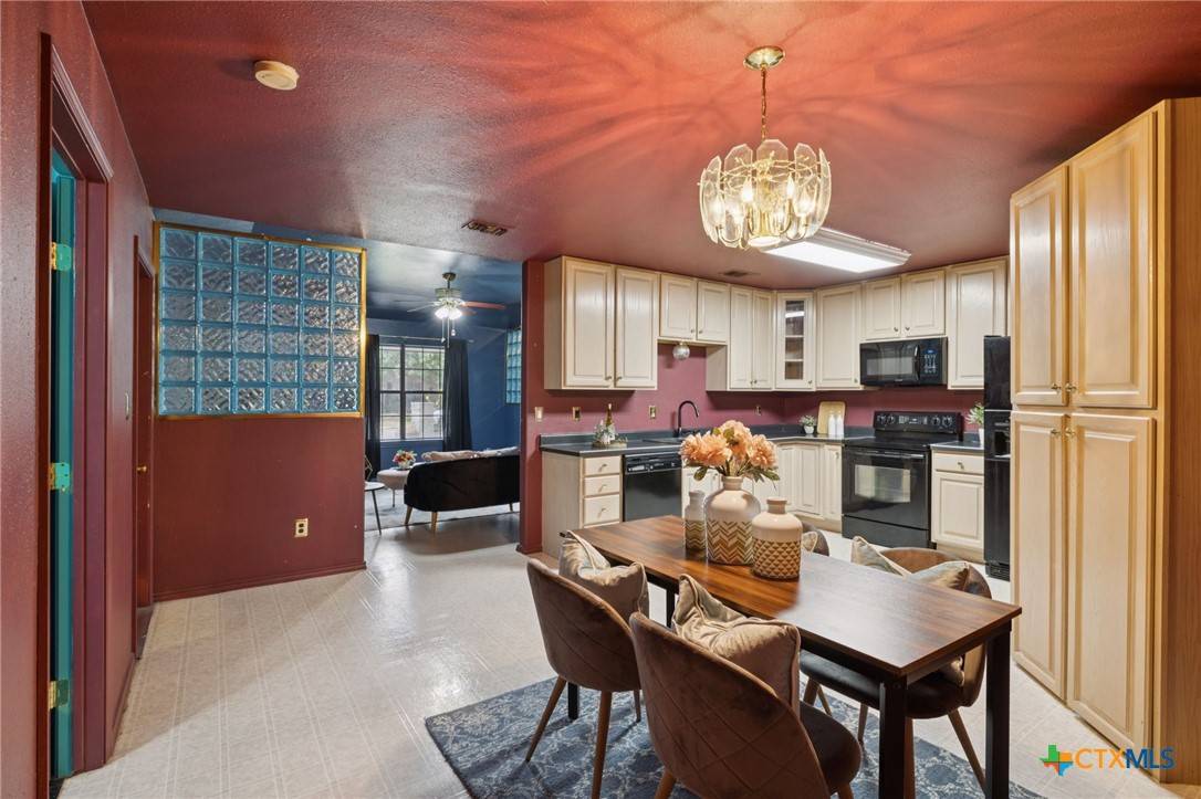 New Braunfels, TX 78130,1062 Rolling Path