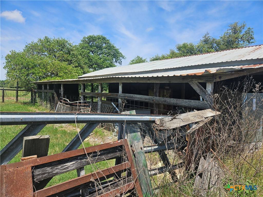 Milano, TX 76556,8912 CR 322