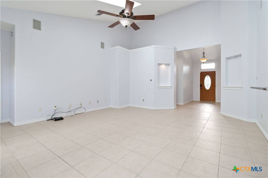 Marble Falls, TX 78654,208 Firestone DR