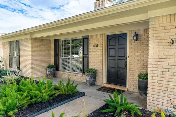 Victoria, TX 77904,401 Hampshire ST