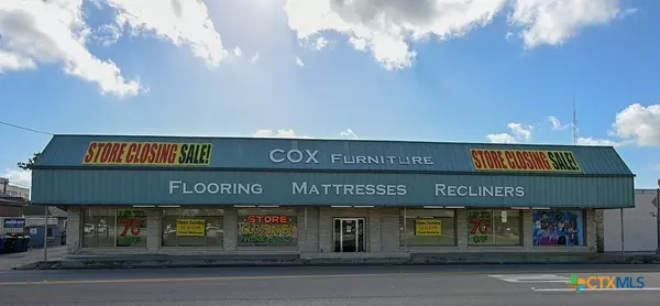 310 North Velasco ST, Angleton, TX 77515