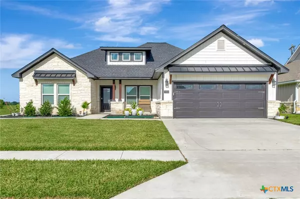 Victoria, TX 77904,504 Town Hall LN