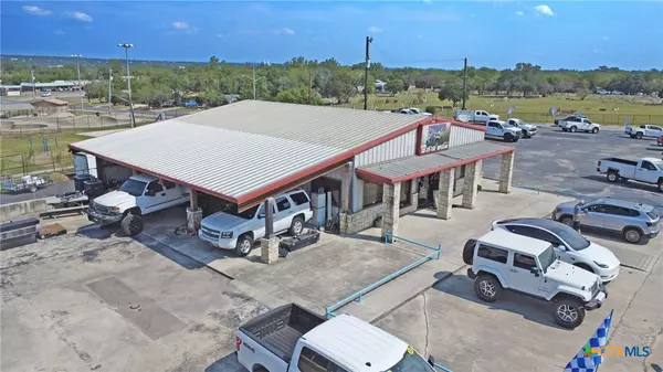New Braunfels, TX 78130,2250 S I-35 EXPY