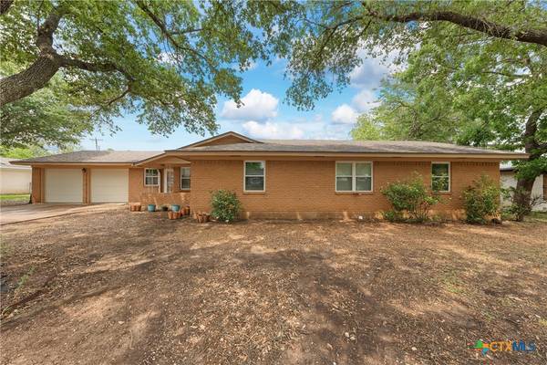 Mcgregor, TX 76657,1305 W 3 A ST