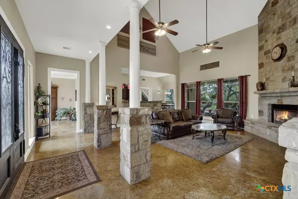 New Braunfels, TX 78132,3032 Rolling Oaks DR