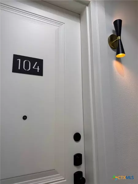 11 S Main ST #104, Temple, TX 76501