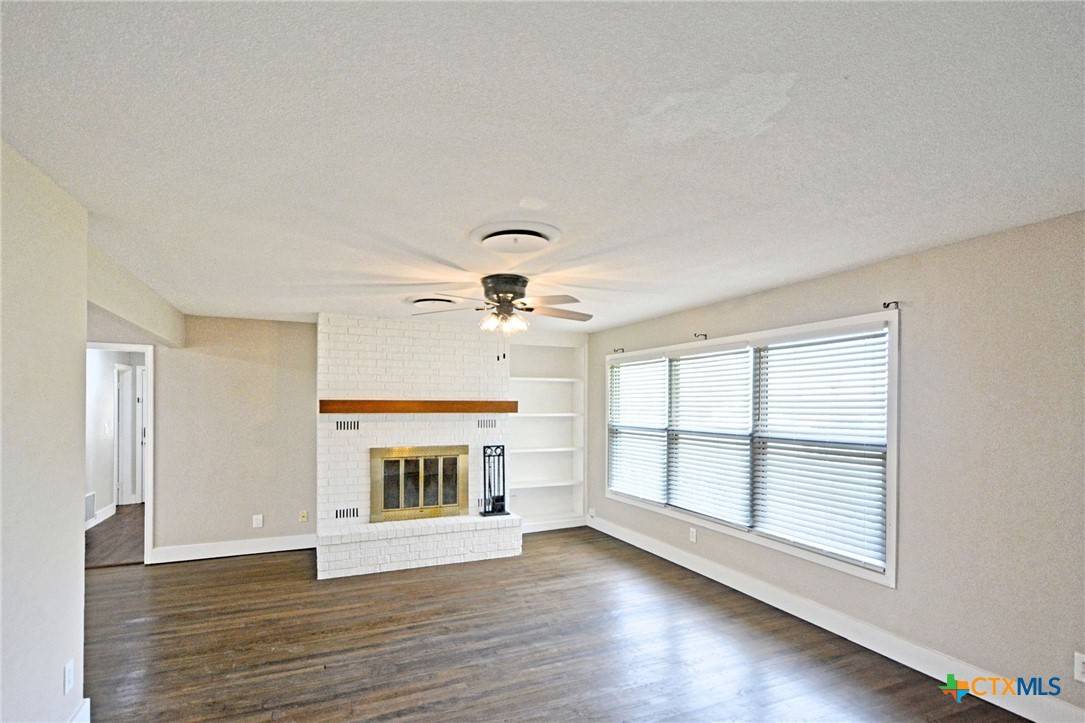 New Braunfels, TX 78130,671 W Merriweather ST