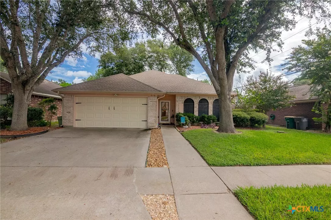Victoria, TX 77904,216 Ridge DR