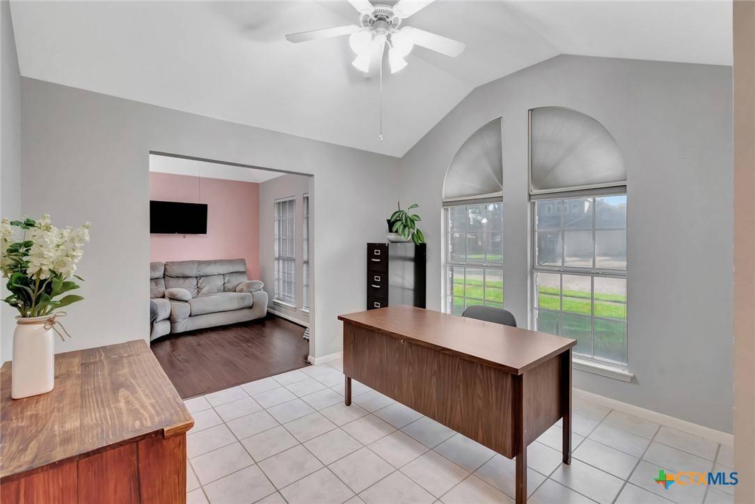 Victoria, TX 77901,722 Ashland CRK