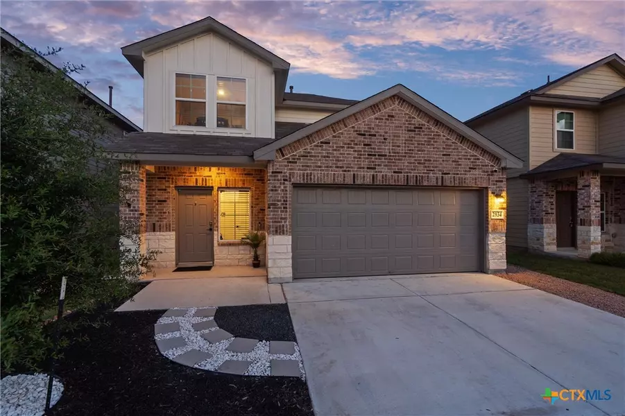 2934 Brogan CRK, New Braunfels, TX 78130