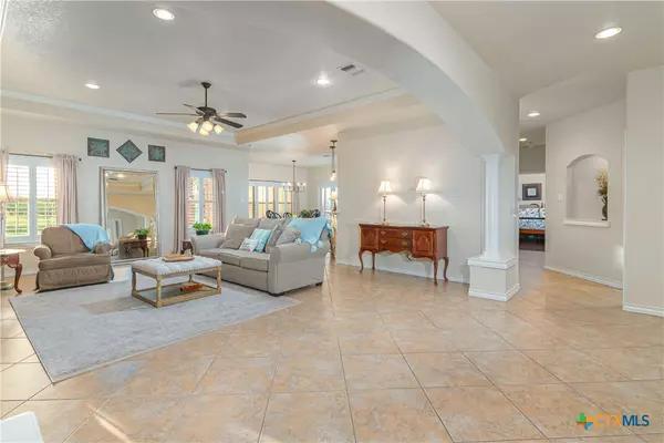 Seguin, TX 78155,170 Castle Breeze DR