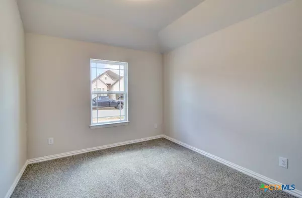 New Braunfels, TX 78132,1840 Heritage Maples