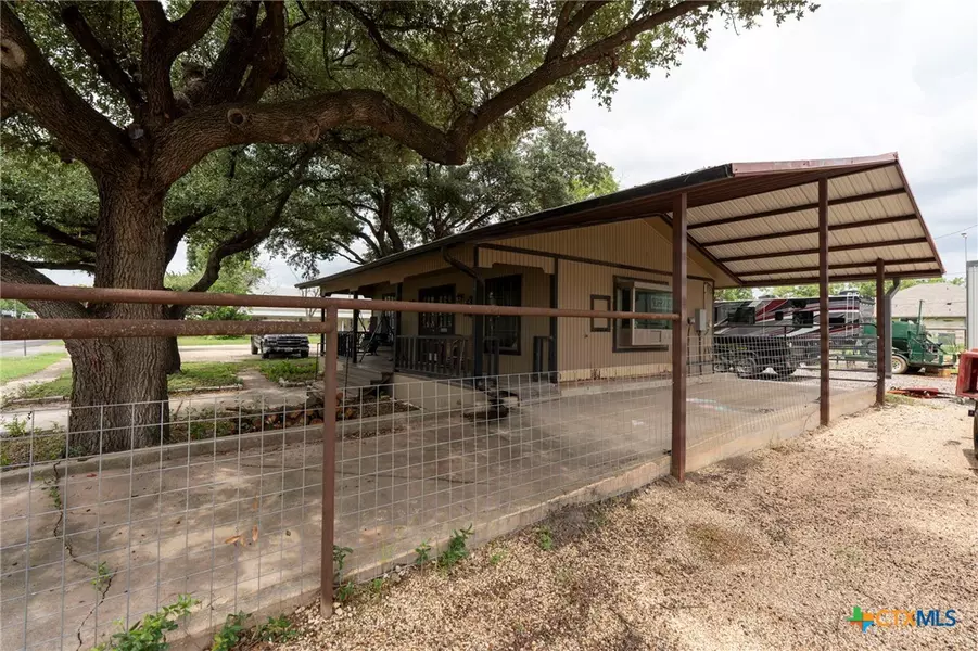 308 S Dalton ST, Bartlett, TX 76511